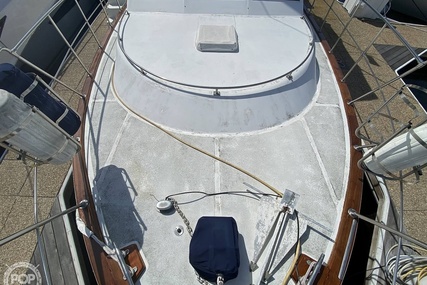 Island Gypsy 40 Flush Aft Deck