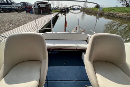 Fairline Mirage Aft Cockpit