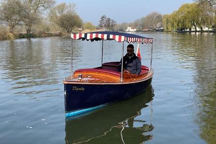 Canadian Electric Boats Quietude 156