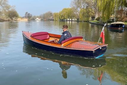 Canadian Electric Boats Quietude 156