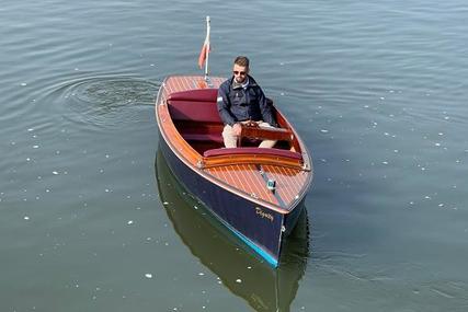 Canadian Electric Boats Quietude 156