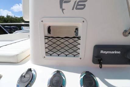 Bayliner Element F16