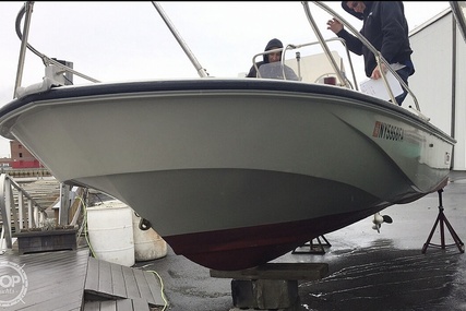 Boston Whaler 18 Outrage