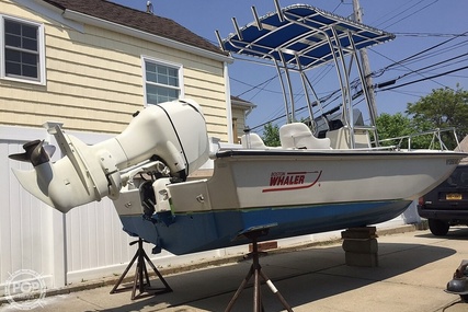 Boston Whaler 18 Outrage