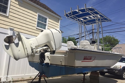 Boston Whaler 18 Outrage