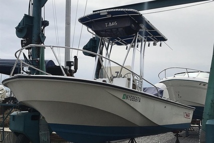 Boston Whaler 18 Outrage