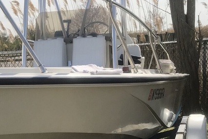 Boston Whaler 18 Outrage