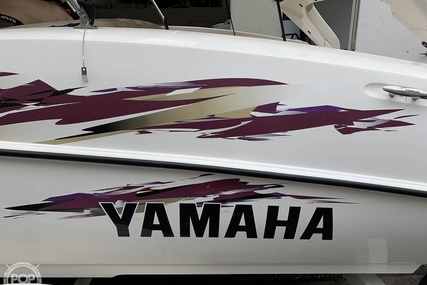 Yamaha LS 2000