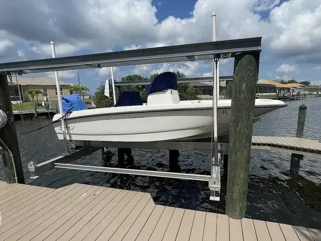 Boston Whaler 170 Dauntless