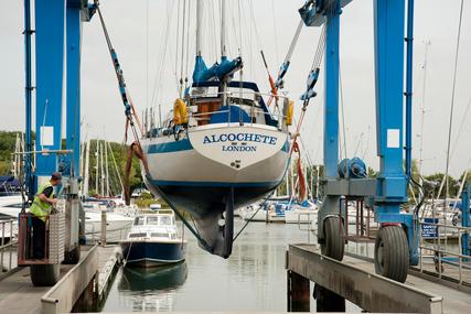 Endurance 37 Ketch