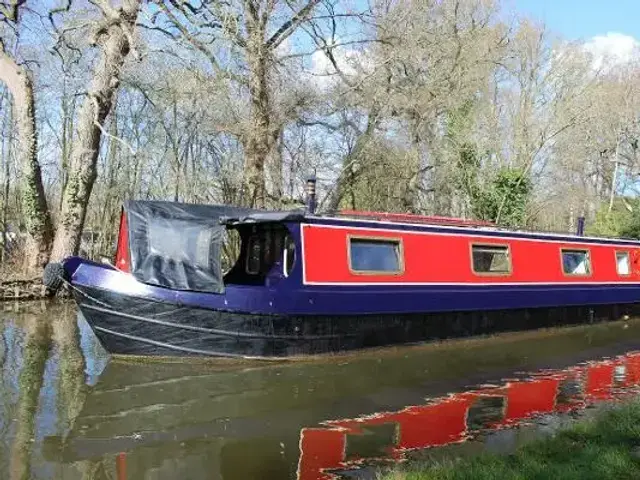 Hancock and Lane 42 ' Cruiser Stern Narrowboat