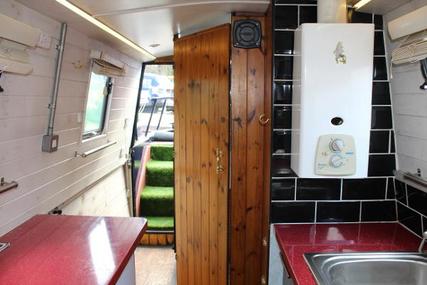 Hancock and Lane 42 ' Cruiser Stern Narrowboat