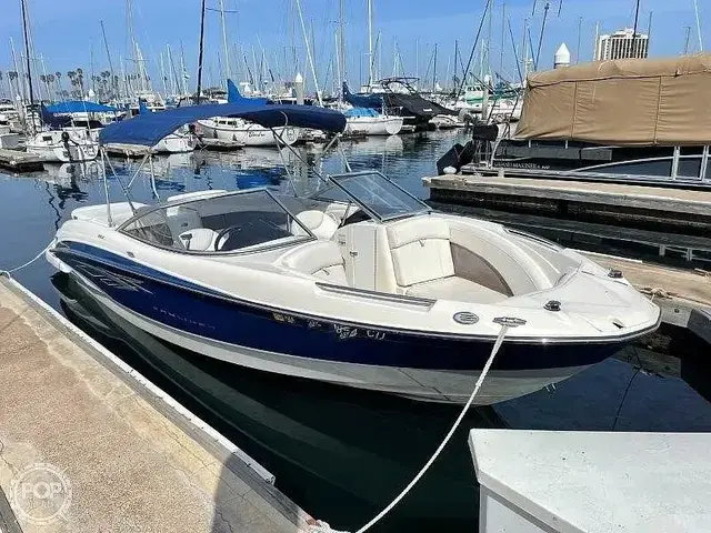 Bayliner 225 Bowrider