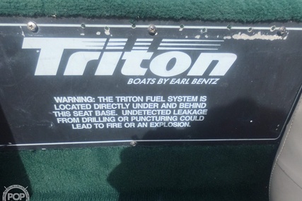 Triton TR-22