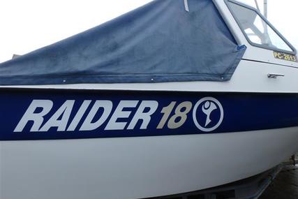 Raider 18 Wheelhouse