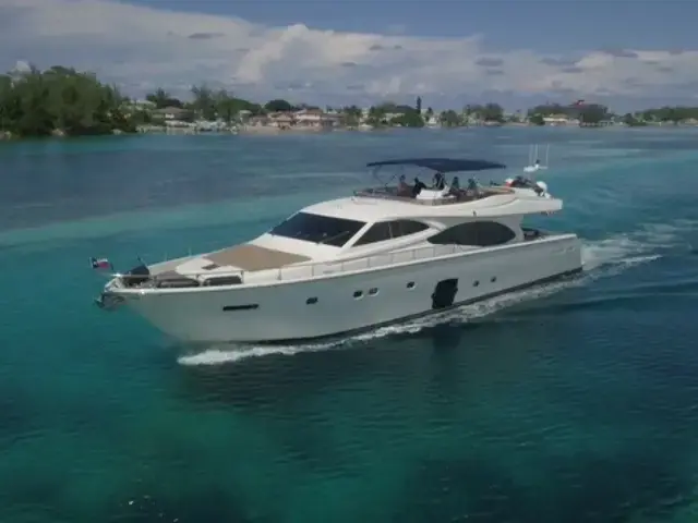 Ferretti Yachts 780