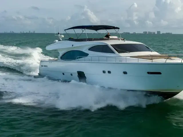 Ferretti Yachts 780