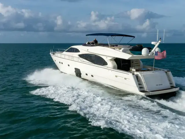 Ferretti Yachts 780