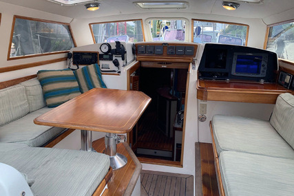 Little Harbor 51 Pilothouse