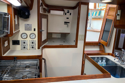 Little Harbor 51 Pilothouse