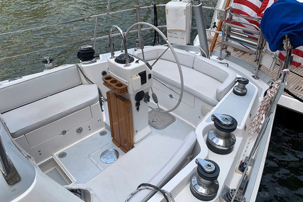 Little Harbor 51 Pilothouse