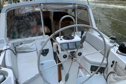 Little Harbor 51 Pilothouse