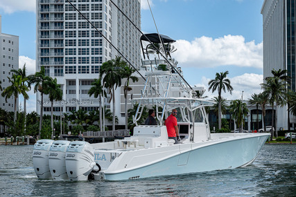 Concept Boats 392 Center Console