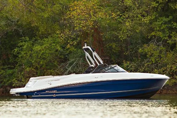 VR6 Bowrider - Bayliner