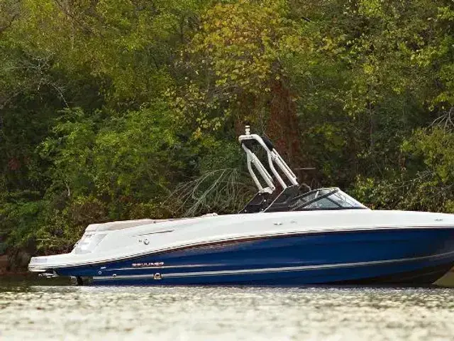 VR6 Bowrider - Bayliner