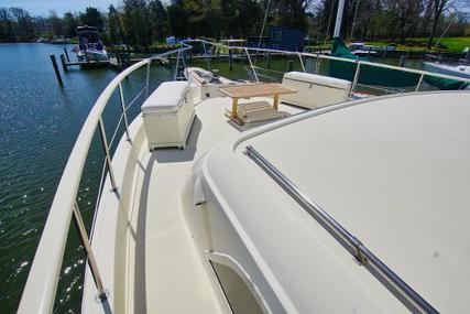 Hatteras 63 Cockpit Motor Yacht