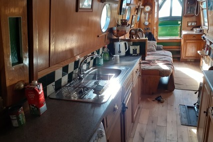 Paul Barber Harlington 53ft Narrowboat