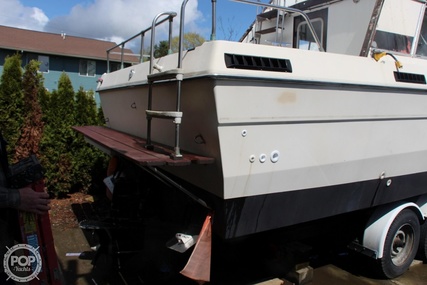 Bayliner 28