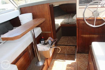 Bayliner 28