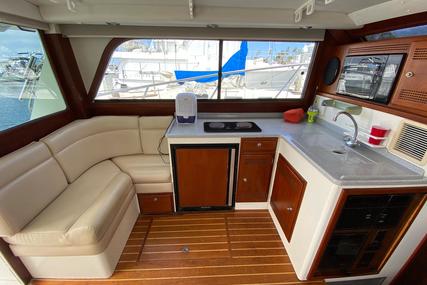 Cabo 35 Flybridge Sportfisher