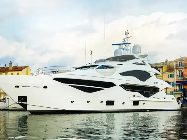 Sunseeker 131 Yacht