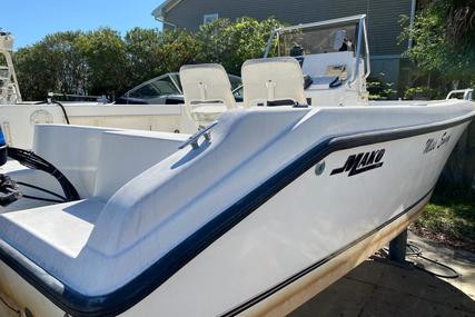 Mako 182 Center Console