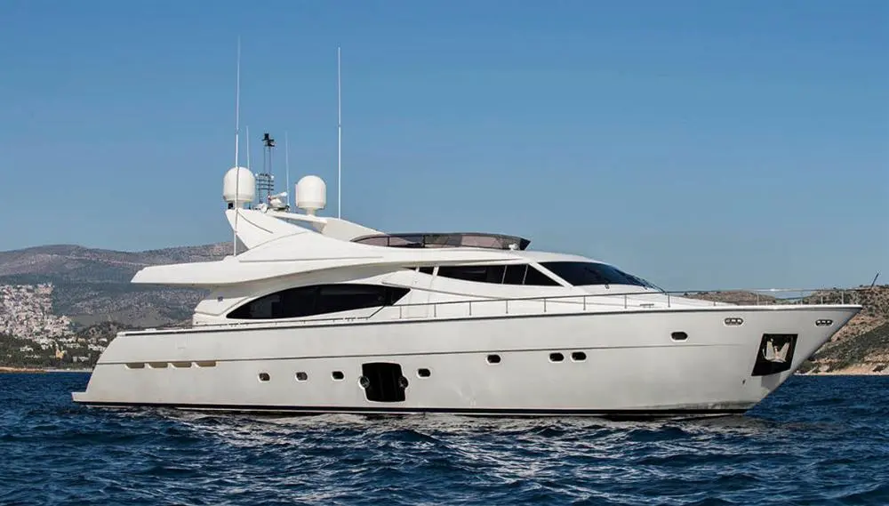 2006 Ferretti 881