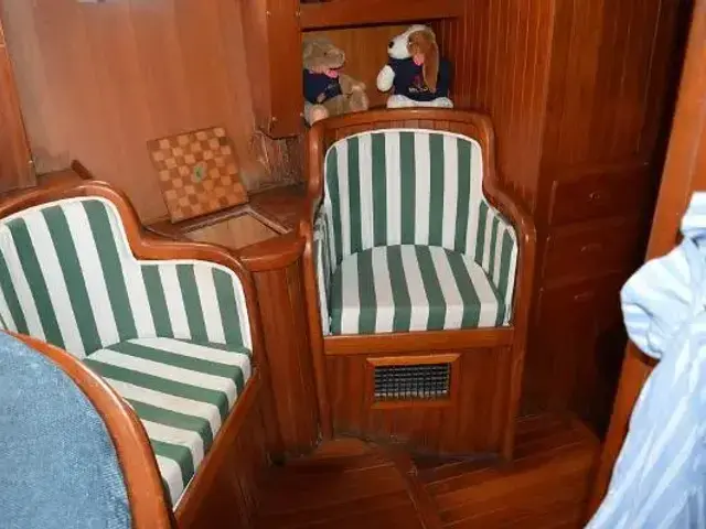 Formosa 56 Pilothouse