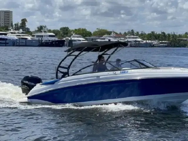 Rinker Q5 OB