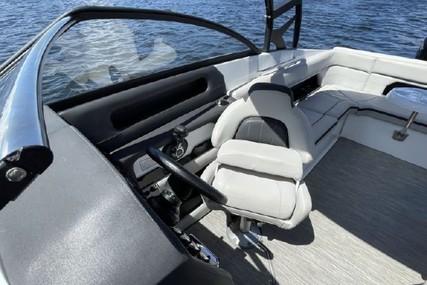 Rinker Q5 OB