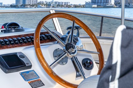 Meridian 580 Pilothouse