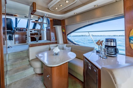 Meridian 580 Pilothouse