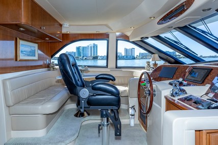 Meridian 580 Pilothouse