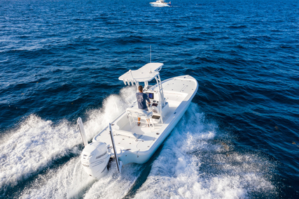 Yellowfin 24 Bay CE