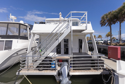 Destination 55 Condo Series Houseboat