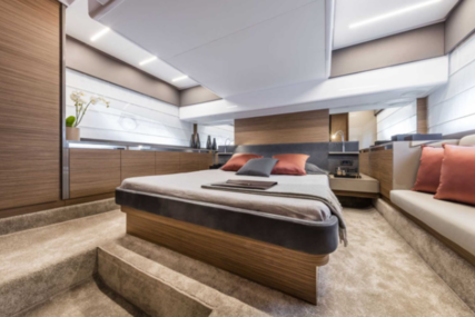 Ferretti Yachts 450