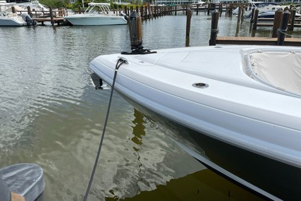 Intrepid 375 Center Console