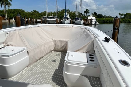 Intrepid 375 Center Console