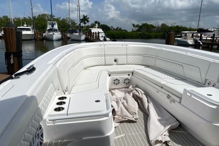 Intrepid 375 Center Console