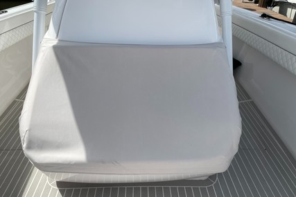 Intrepid 375 Center Console